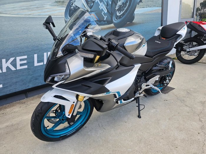 2026 CFMOTO 450 SR S White