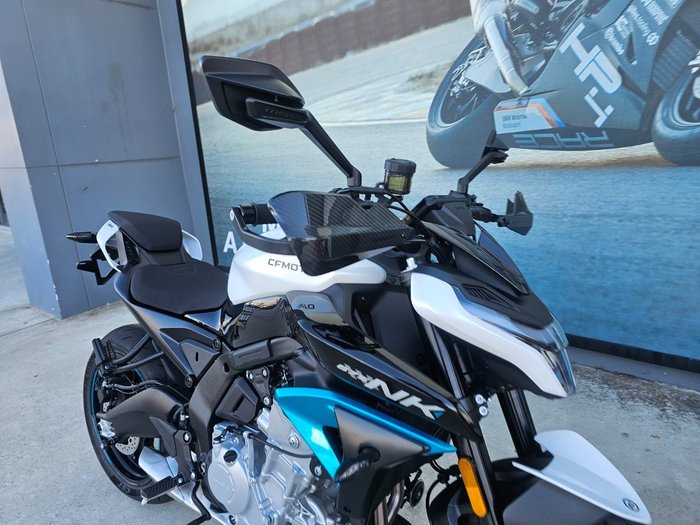 2026 CFMOTO 675 NK White