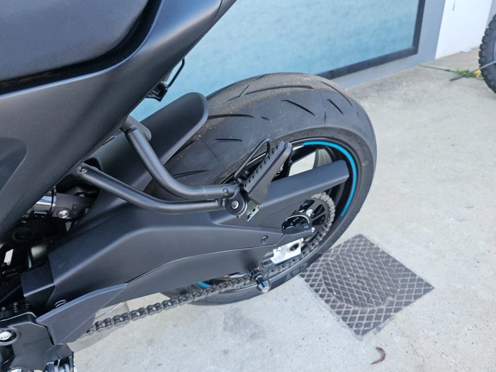 2026 CFMOTO 675 NK White