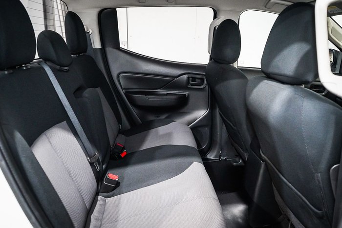 2024 Mitsubishi Triton GLX