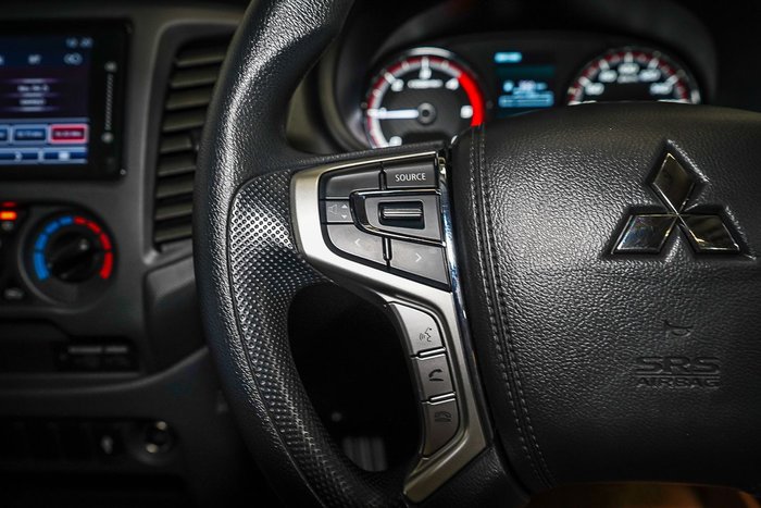 2024 Mitsubishi Triton GLX