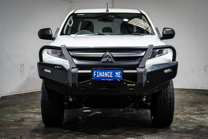 2024 Mitsubishi Triton GLX