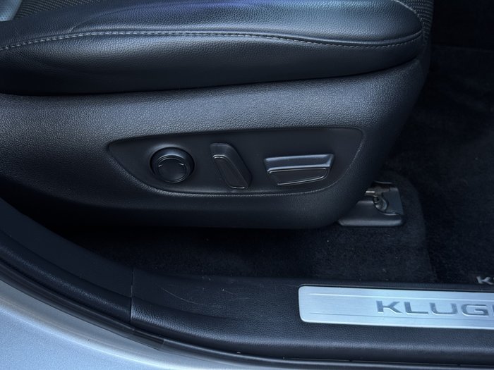 2022 Toyota Kluger Grande