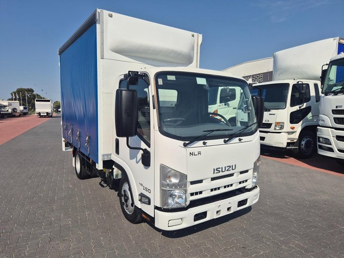 2015 Isuzu Nlr 45-150 2 Pallet Tautliner And Lift