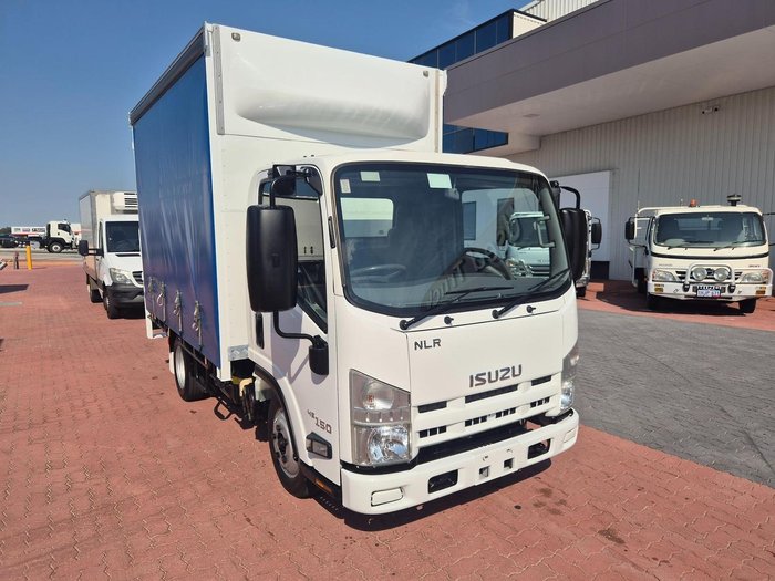 2015 Isuzu Nlr 45-150 2 Pallet Tautliner And Lift