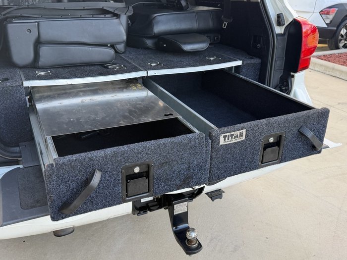 2014 Toyota Landcruiser Altitude SE