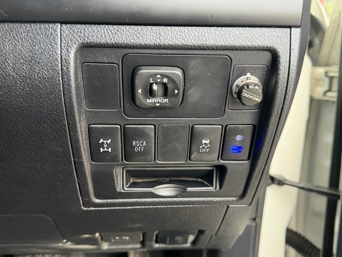 2014 Toyota Landcruiser Altitude SE