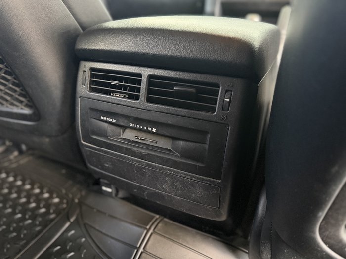 2014 Toyota Landcruiser Altitude SE