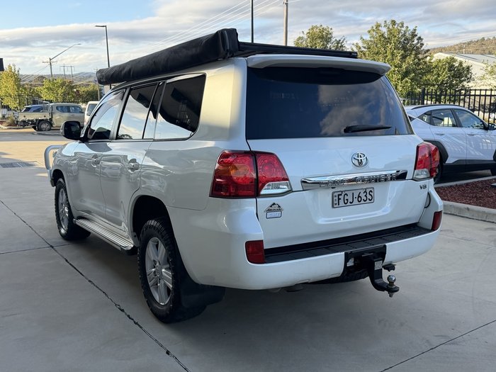 2014 Toyota Landcruiser Altitude SE
