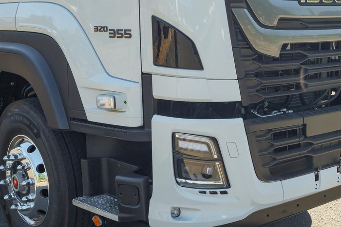 2025 Isuzu F Series FVL 260-300 AT R67