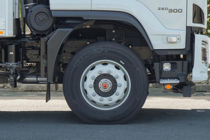 2025 Isuzu F Series FVL 260-300 AT R67