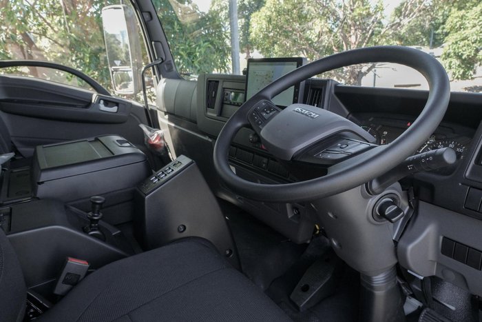 2025 Isuzu F Series FVL 260-300 AT R67