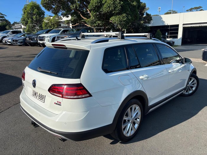 2018 Volkswagen Golf Alltrack 132TSI Premium