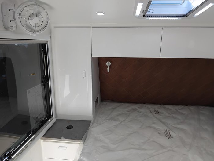 2026 Cadillac RV 20.6Ft Poseidon Royal With King Bed And Rear Triple Bunks