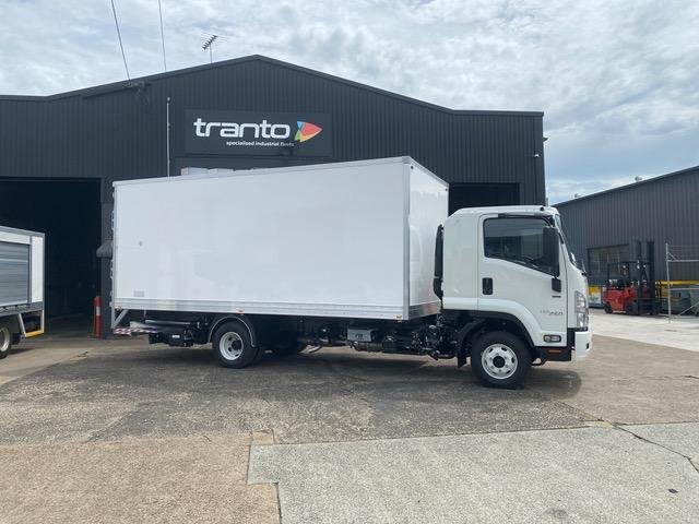 2025 Isuzu F Series FRR110-240 White