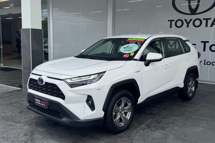 2024 Toyota RAV4 GX
