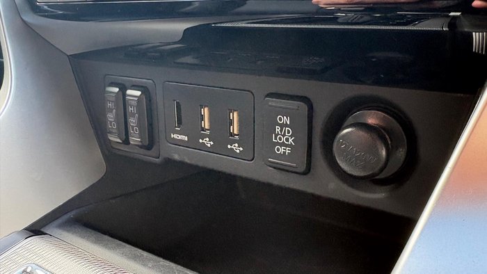 2025 Mitsubishi Pajero Sport Exceed