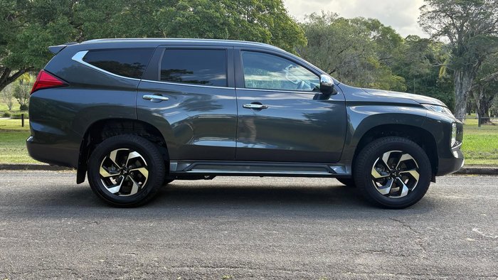 2025 Mitsubishi Pajero Sport Exceed