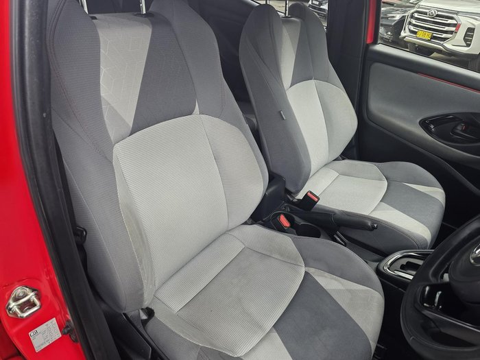 2021 Toyota Yaris ZR