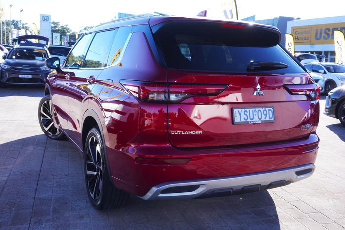 2023 Mitsubishi Outlander PHEV Exceed