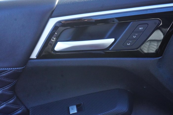 2023 Mitsubishi Outlander PHEV Exceed