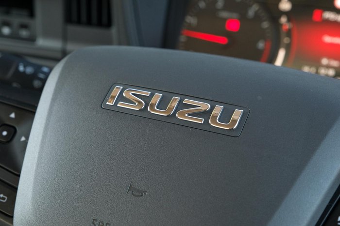 2025 Isuzu N Series NLR 45-150 DT D25