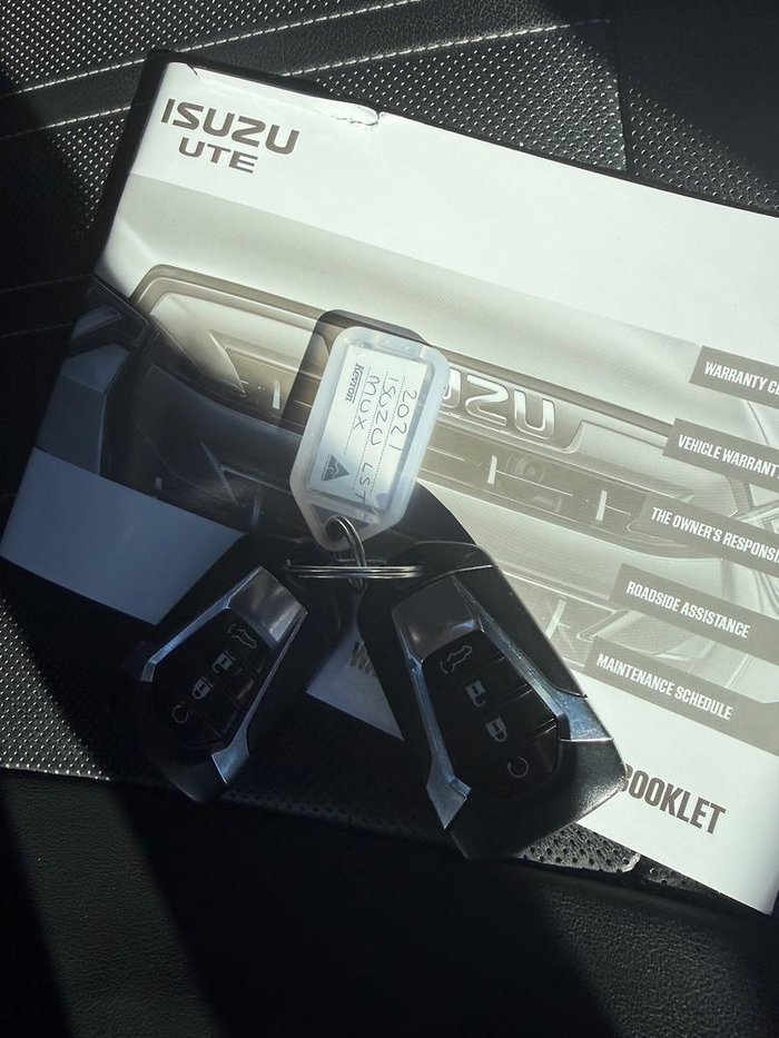 2021 Isuzu MU-X LS-T