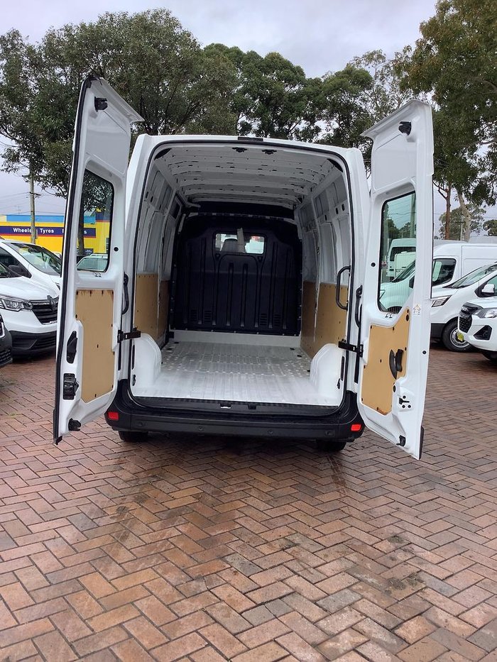 2025 Renault Master Pro 110kW