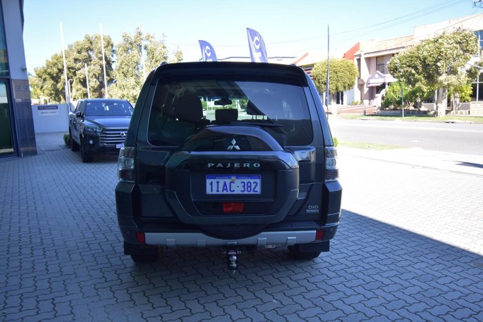 2019 Mitsubishi Pajero Exceed