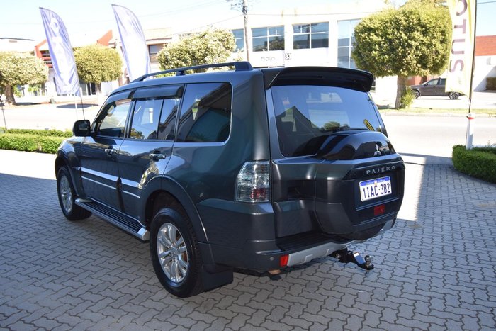2019 Mitsubishi Pajero Exceed