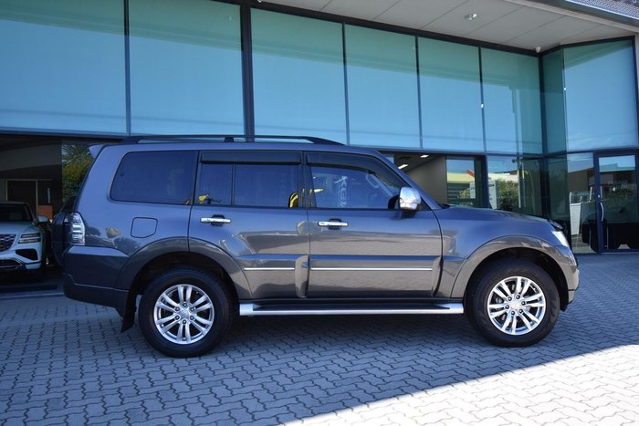 2019 Mitsubishi Pajero Exceed