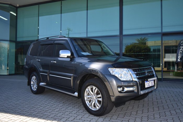 2019 Mitsubishi Pajero Exceed