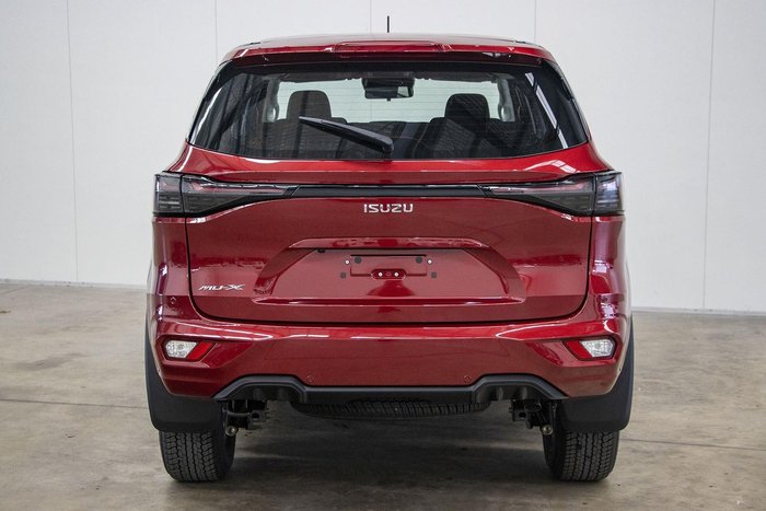 2026 Isuzu MU-X LS-M