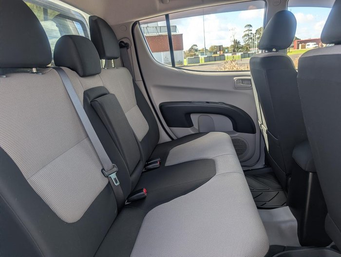 2014 Mitsubishi Triton GLX