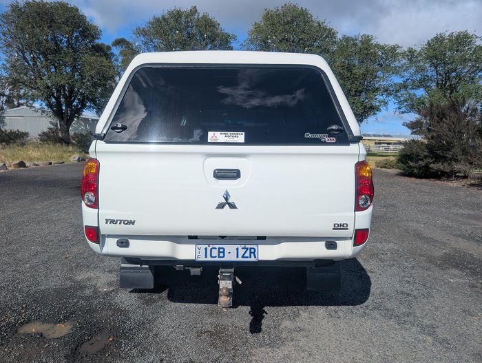 2014 Mitsubishi Triton GLX