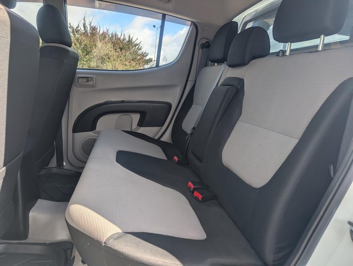 2014 Mitsubishi Triton GLX