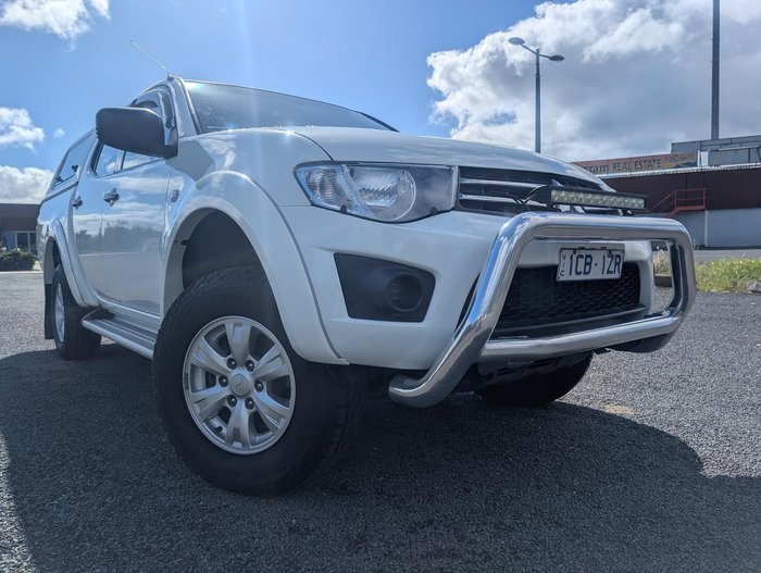 2014 Mitsubishi Triton GLX