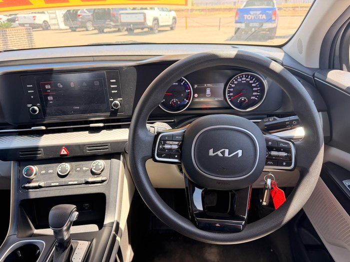 2023 Kia Carnival S