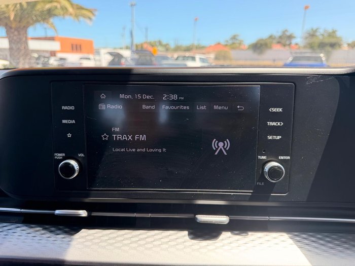 2023 Kia Carnival S