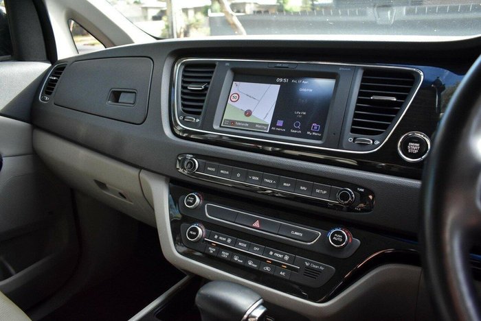 2018 Kia Carnival Platinum