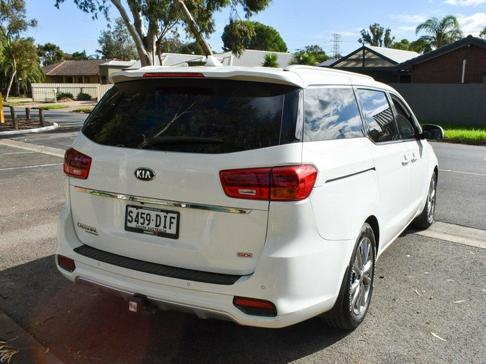 2018 Kia Carnival Platinum