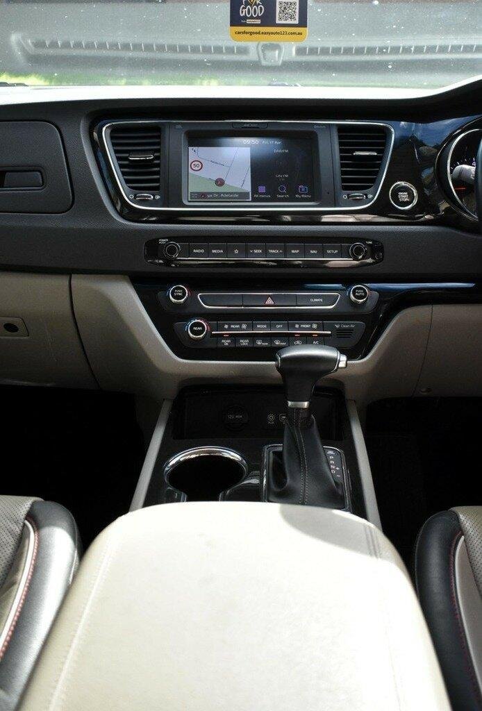2018 Kia Carnival Platinum