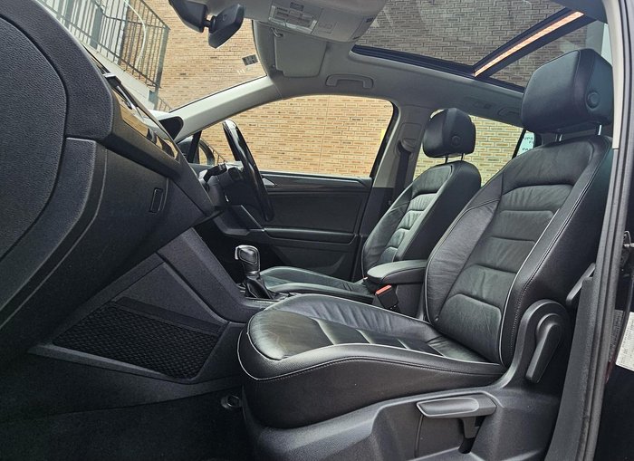 2017 Volkswagen Tiguan 162TSI Highline 5N MY17 Four Wheel Drive Deep Black