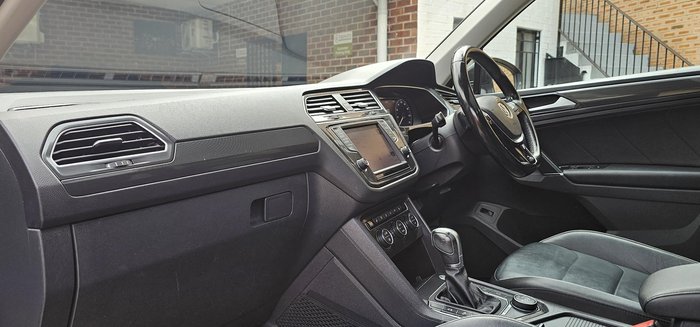 2017 Volkswagen Tiguan 162TSI Highline 5N MY17 Four Wheel Drive Deep Black