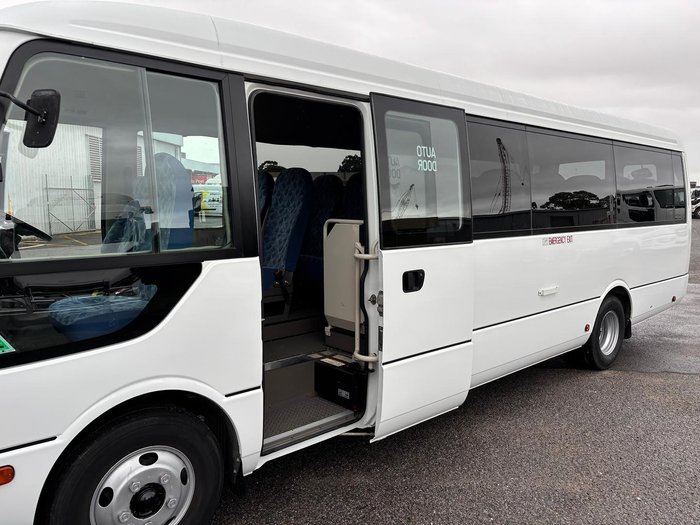 2016 Fuso Rosa Deluxe White
