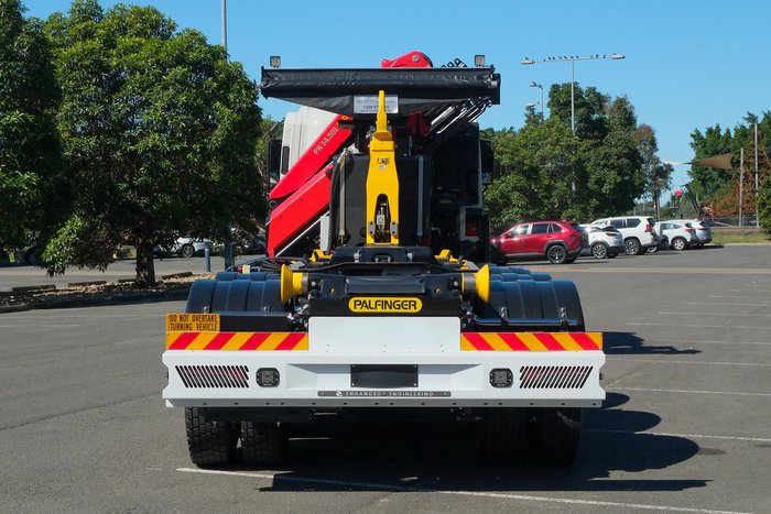 2025 Isuzu F Series FYJ 320-255 AT R67