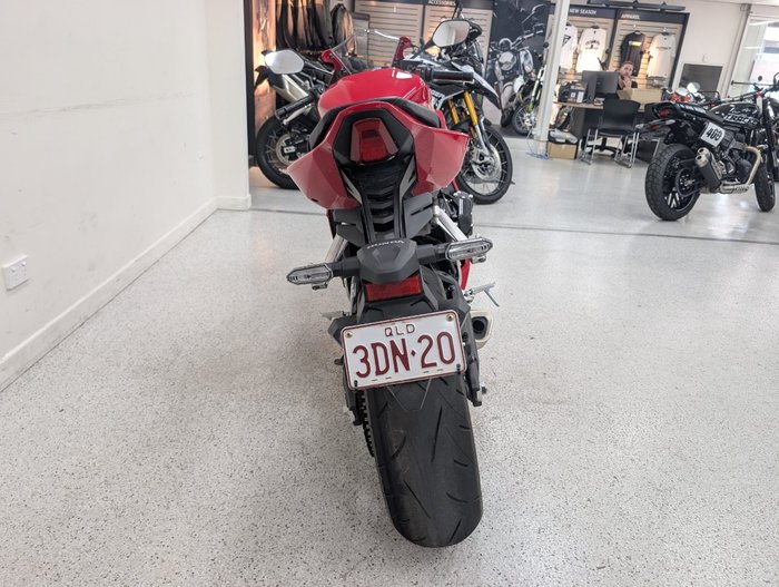 2025 Honda CBR650RAC BLUE