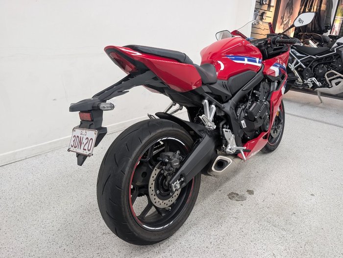 2025 Honda CBR650RAC BLUE