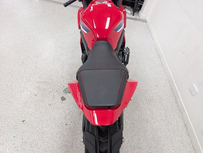 2025 Honda CBR650RAC BLUE