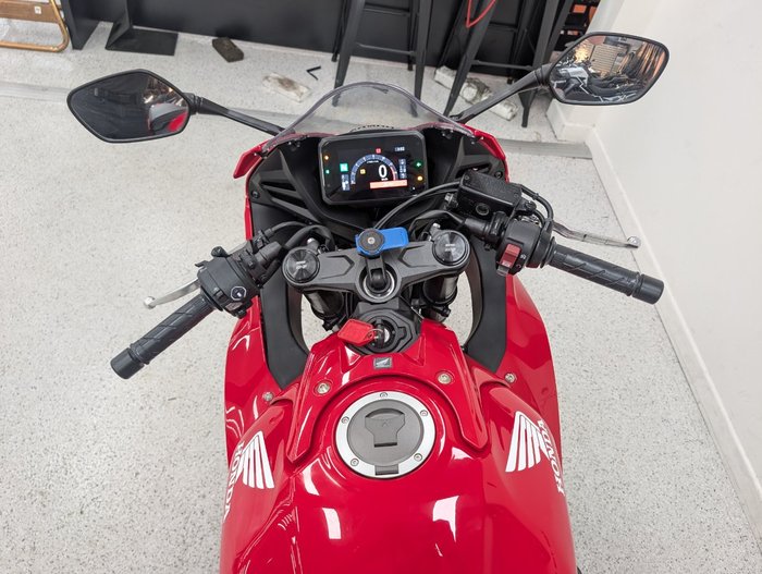 2025 Honda CBR650RAC BLUE